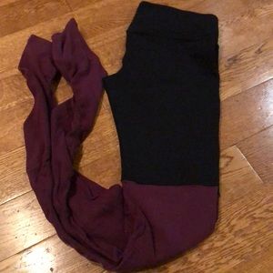 Alo Yoga workout pants